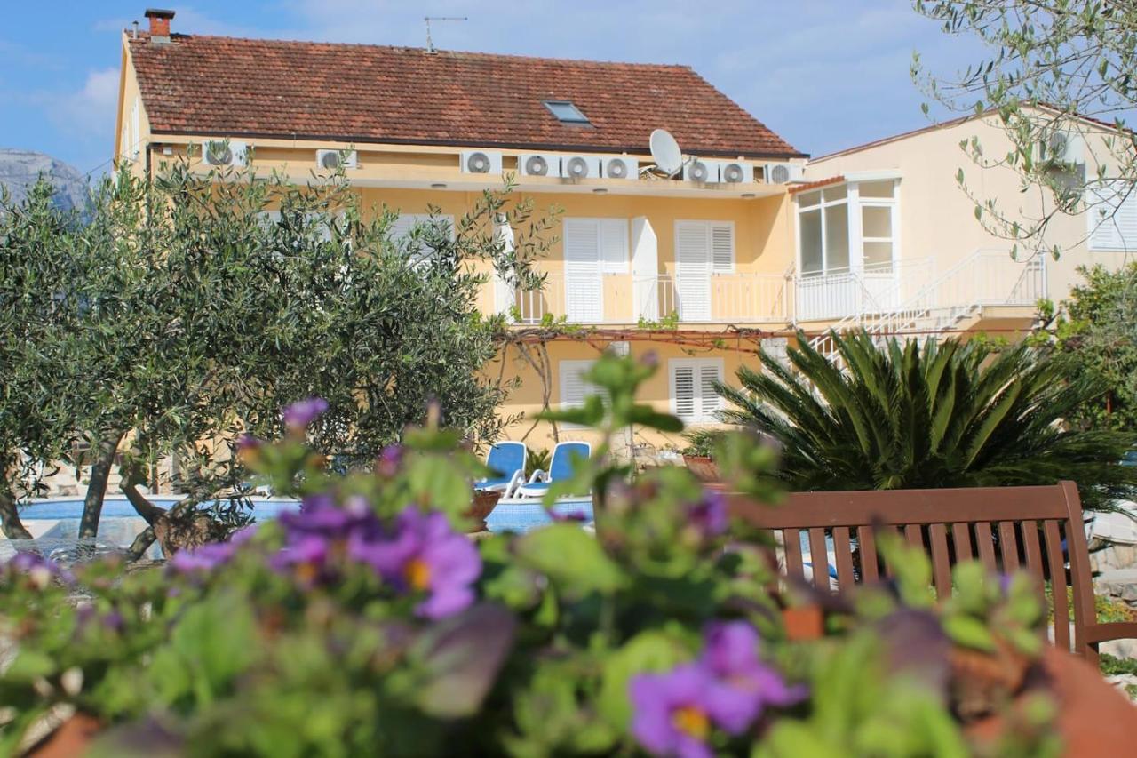 Spacious Bedroom For Two With Pool View - Pansion Hajduk Korčula Exterior foto